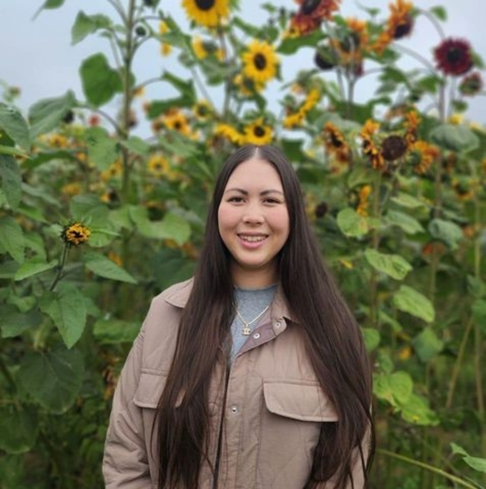 Meet your Posher, Laneia